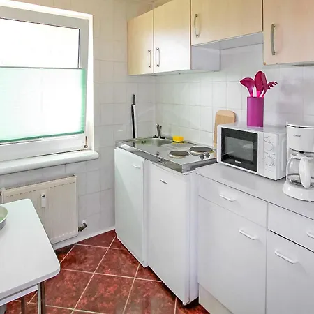 Mirow Ot Apartment *